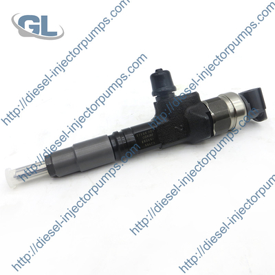 쿠보타 V2607을 위한 진짜 커먼 레일 인젝터 295050-1330 295050-1331 1J705-53050 1J705-53051 1J705-53052 1J705-53053